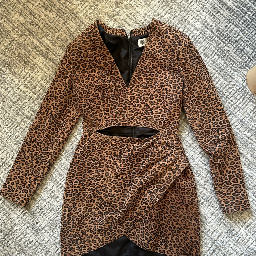Lita leopard mini dress with cutout